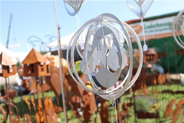 Auch für die richtige Deko im Garten wird auf der Tarmstedter Ausstellung gesorg...