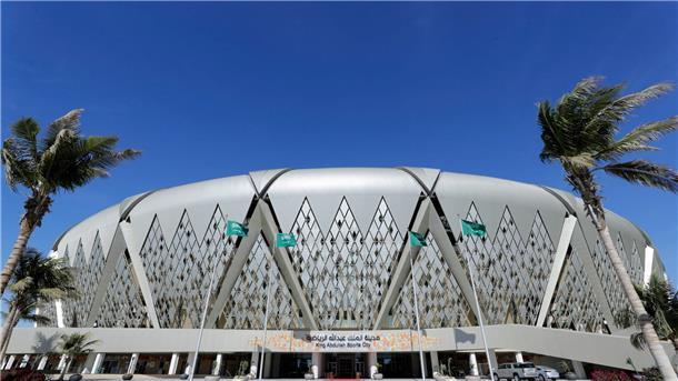 Applaus für alles: FIFA vergibt WM nach Saudi-Arabien Auch im King Abdullah Sportstadion in Jiddah soll bei der WM 2034 gespielt werden.