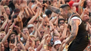 Auch in diesem Jahr rocken Sammy Amara und seine Broilers wieder die Bühne beim Festival „Rock am Ring“.