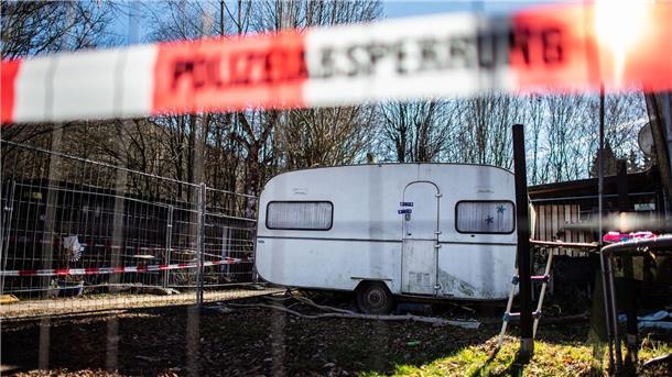 Kindesmissbrauchskomplex: Wenn Opfer Täter werden Auf dem Campingplatz Eichwald steht der versiegelte Campingwagen des 2019 wegen schweren sexuellen Kindesmissbrauchs verurteilten Haupttäters im Tat-Komplex Lügde.