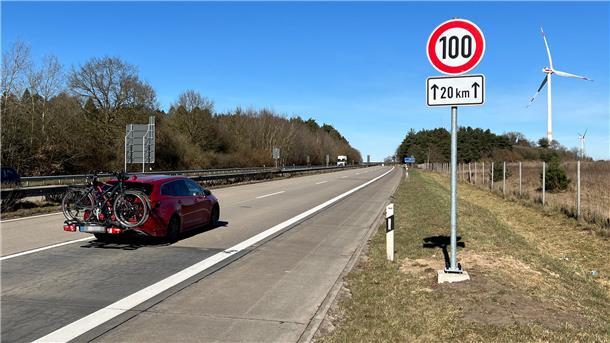 Auf der A27 zwischen Bremerhaven und Cuxhaven kann teilweise nur noch mit Tempo 100 gefahren werden. 