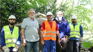 Teamfoto für den Fledermaus-Bunker