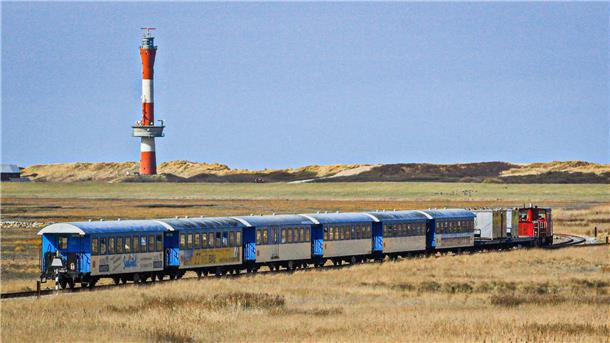 Besonderer Job auf besonderer Insel wird vergeben Auf Wangerooge fahren keine Autos, aber eine Inselbahn. (Archivbild)