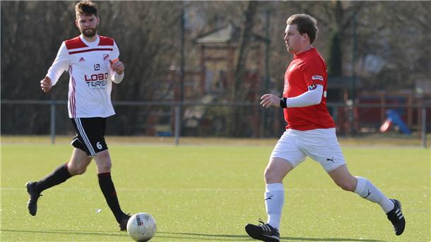 Daniel Bremer vom 1. FC Nordenham in der Fußball-Kreisliga