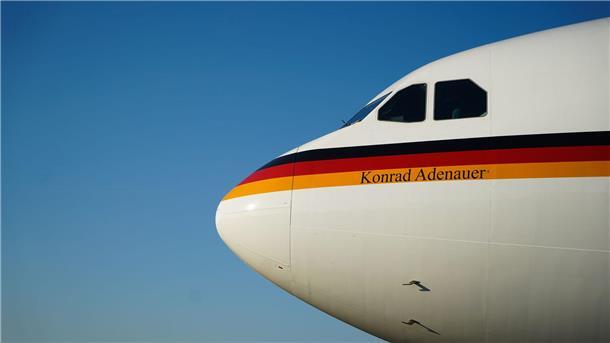 Aus dem Cockpit wurde ein Defekt an einem Triebwerk des Airbus A321 gemeldet.