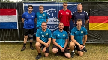 Hendrik Rüdebusch, Ludger Ruch, Ben Sanders, Kevin Dupiczak sowie (kniend von links), Thore Bruns, Henning Eden und Florian Eiben