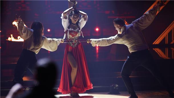 „Let’s Dance“: Paola Maria raus, Neubauer auf Wolken Aus für Paola Maria.