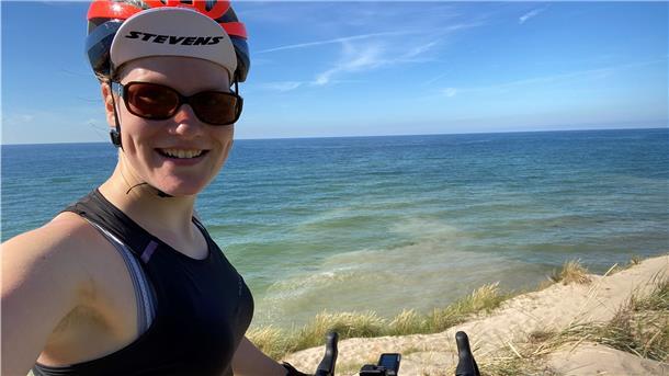 Aus kurzen Pendelstrecken wurden weite Wege: Auch Radfahrerin Mailin Busko beteiligt sich an der Aktion „3mal um die Welt“.