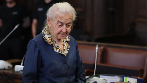 Haftstrafe für 95-jährige Holocaust-Leugnerin „Auschwitz ist kein Vernichtungs-, sondern ein Arbeitslager gewesen“: Ursula Haverbeck.