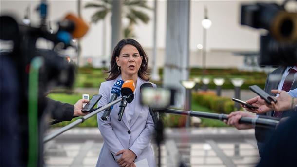 Außenministerin Annalena Baerbock: Israel muss mehr humanitäre Hilfe in den Gazastreifen lassen.