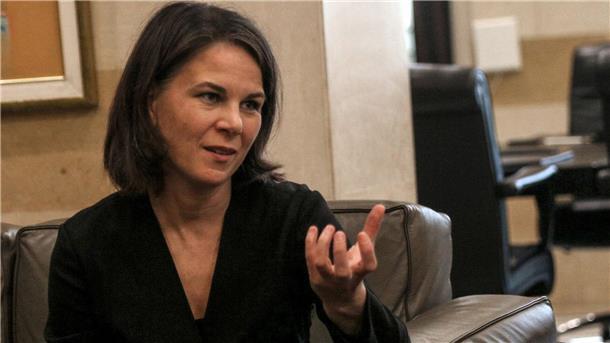 Baerbock auf Krisendiplomatie in Ägypten Außenministerin Annalena Baerbock ist zu Gesprächen im Libanon.