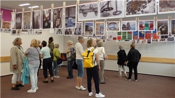 Ausstellung des Fotografie Kurses im Rahmen der vergangenen Werkschau 2024.