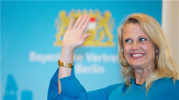 Barbara Schöneberger ist für alle Mottopartys gewappnet Barbara Schöneberger hat Spaß daran, sich zu verkleiden.