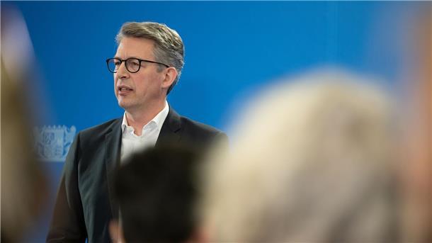 NS-Raubkunst? Erben wollen Gemälde von Bayern einklagen Bayern Kunstminister Markus Blume will mit der Rückgabe der Werke einen „Versuch der Wiedergutmachung in Richtung der Opfer“ unternehmen. (Archivbild)