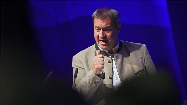 Bayerns Ministerpräsident Markus Söder fordert einen Rettungsschirm unter anderem für Stadtwerke.