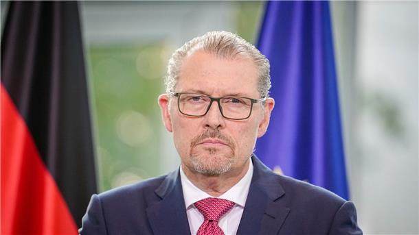 Arbeitgeberpräsident fordert Abkehr von Rente mit 63 BDA-Präsident Rainer Dulger
