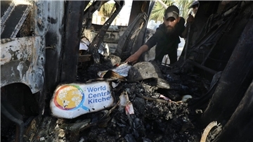 Bei dem israelischen Luftangriff im Gazastreifen sind laut World Central Kitchen sieben Mitarbeiter getötet worden.