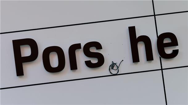 Gespräche über Sparrunde: Kippt die Porsche-Jobgarantie? Bei dem Sportwagenbauer läuft es aktuell nicht rund.