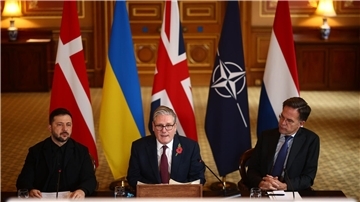 Koalition der Willigen müht sich in London um Fortschritte Bei dem Treffen in London ging es auch darum, wie die Ukraine durch den erwarteten schweren Kriegswinter kommen kann.