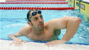 Bei den Schwimmweltmeisterschaften 2005 in Montréal gewann Mark Warncke die Goldmedaille über 50 m Brust. Der Ex-Weltmeister ist nicht eitel, sondern pragmatisch, wenn es um seine Figur geht.