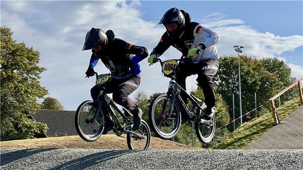 BMX-Abenteuer in Geestland: Intensivsport für alle Altersklassen „Open Track Session“ im BMX-Park des Radsport-Clubs Geestland in Langen.