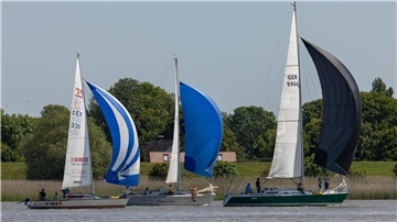 Bei der Regatta ging es von Nordenham nach Sandstedt und zurück. Die „Hydra“ mit Steuerfrau Anne Schönewald war dabei am schnellsten.