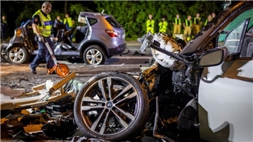 Bei einem Verkehrsunfall in Hannover starben fünf Menschen.