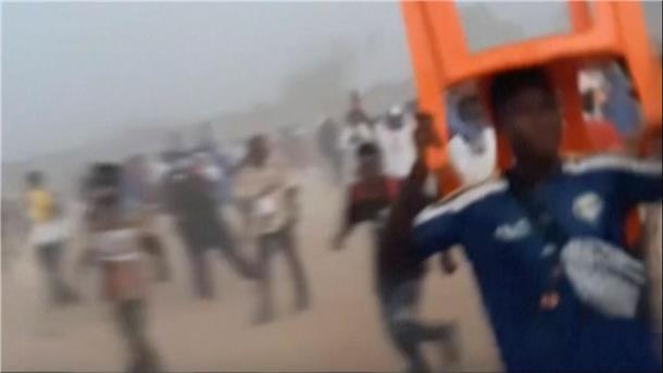 56 Tote bei Massenpanik in Fußballstadion in Guinea Bei einer Massenpanik in einem Fußballstadion in Guinea kamen 56 Menschen ums Leben.