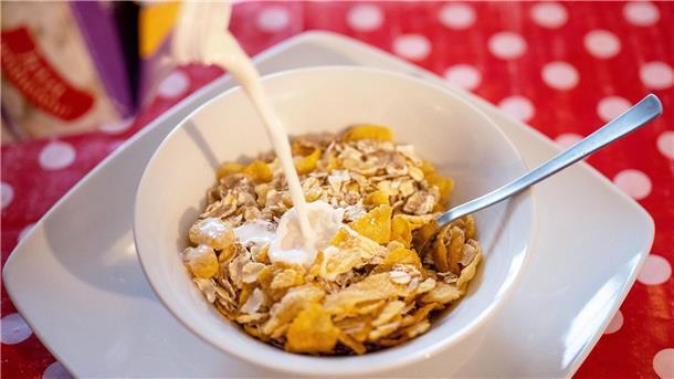 Frühstück ist für viele die „wichtigste“ Mahlzeit Bei Jüngeren ist vor allem Müsli am Morgen beliebt.