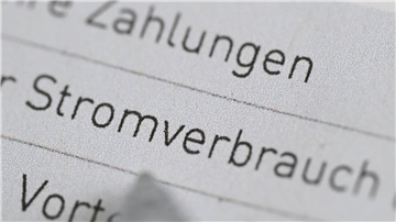 Bei wem kommt die geplante Strompreis-Entlastung an? (Symbolbild)