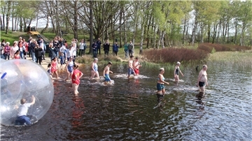 Anbaden im Sibersee