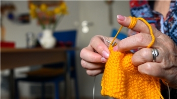 Beim Bildungskreis kann im neuen Jahr unter anderem das Stricken erlernt werden.