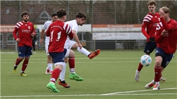 Der 1. FC Nordenham im Spiel gegen die SG Lehmden/Jaderberg in der Fußball-Kreisliga.