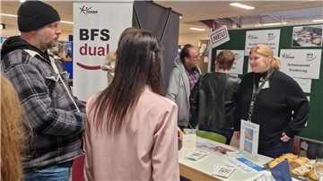 Schulinformationstag am Kivinan in Zeven