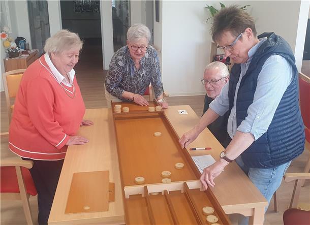 Sozialverband veranstaltet Spielenachmittag in der Tagespflege Foto vom letzten Jakkolo-Spielenachmittag.