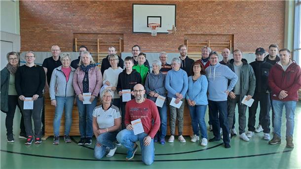 Beim TSV Abbehausen haben sich 2023 erneut zahlreiche Frauen und Männer, vor allem aber Kinder, das Sportabzeichen gesichert.