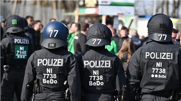 Bereits heute kommen bei der Polizei in spezialisierten Einheiten individuelle taktische Kennzeichnungen zum Einsatz. (Symbolbild)