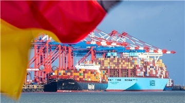 Bereits seit der Corona-Pandemie wird die Wirtschaft durch gestörte globale Lieferketten belastet - nun kommt die Energiekrise hinzu.