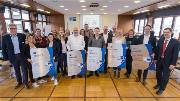 Bereits zum zweiten Mal haben sich Unternehmen aus der Weser-Ems-Region jetzt zertifizieren lassen.