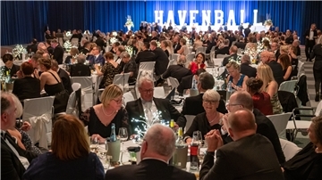 Rauschende Ballnacht in der Stadthalle Rauschende Ballnacht in der Stadthalle