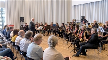 Blasorchester Wulsdorf mit Dirigent Jens Feistle