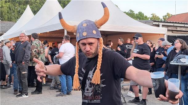 (Mit großer Bildergalerie) Harte Riffs und heiße Stimmung beim Rock House Festival