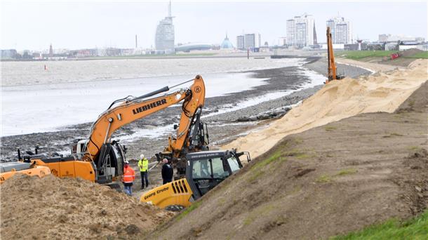 Wo der Energy Port entstehen soll, wird der Deich breiter