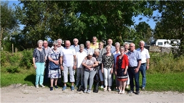 Ehemalige Tettenser Volksschüler tauschen Erinnerungen aus