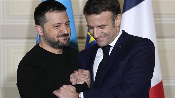 Macrons Truppen-Vorschlag sorgt für deutsch-französisches Drama Selenskyj und Macron