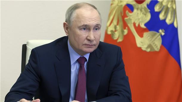 Kommentar: Zahlen zur Putin-Wahl nur Schall und Rauch Kommentar: Zahlen zur Putin-Wahl nur Schall und Rauch