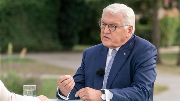 Kommentar: Stürmische Zeiten - der Bundespräsident ist jetzt gefragt Kommentar: Stürmische Zeiten - der Bundespräsident ist jetzt gefragt