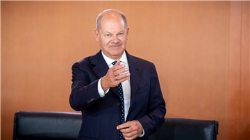 Kommentar: Kanzler Olaf Scholz zeigt Nerven