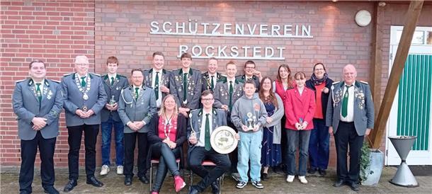 Gruppenfoto mit den Schützen. 