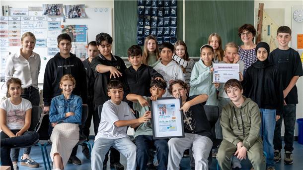 Schulklasse gewinnt Preis bei Wettbewerb der Stiftung Lesen